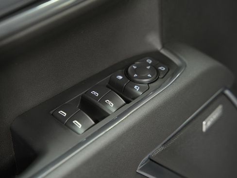 Used 2026 GMC Sierra 1500 SLT w/ SLT Premium Plus Package image 23