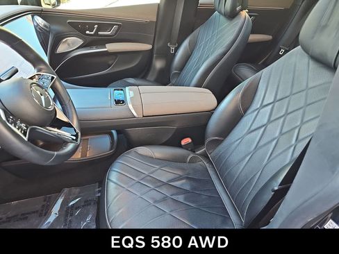 Used 2023 Mercedes-Benz EQS 580 4MATIC Sedan image 14
