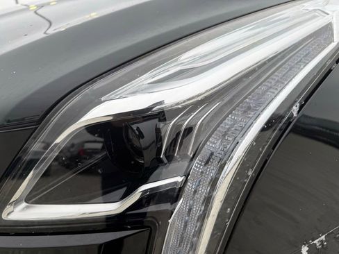 Certified 2023 Cadillac XT5 Premium Luxury image 9