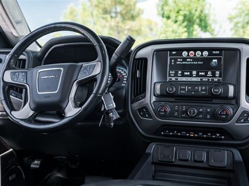Used 2019 GMC Sierra 3500 Denali AWD/4WD image 22