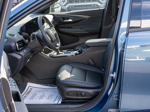 New 2026 Buick Envista Sport Touring w/ Convenience I Package FWD image 30