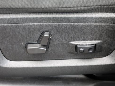 Used 2022 RAM 2500 Big Horn w/ Level A Equipment Group image 17