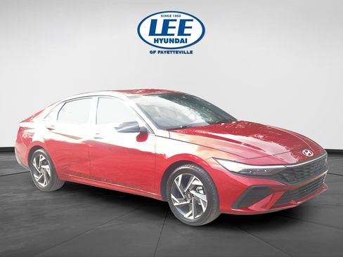 Certified 2025 Hyundai Elantra Sport image 1