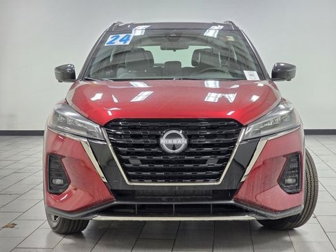 Used 2024 Nissan Kicks SR w/ SR Premium Package image 9