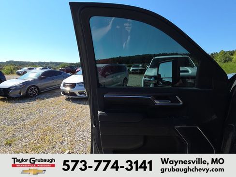 Used 2025 Chevrolet Silverado 3500 LT w/ All Star Edition AWD/4WD image 7