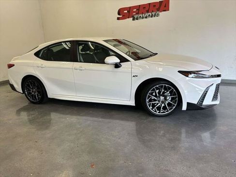 Certified 2025 Toyota Camry SE FWD image 2
