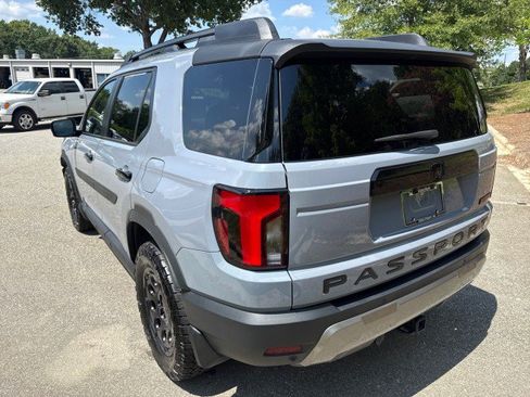 Certified 2026 Honda Passport TrailSport image 5