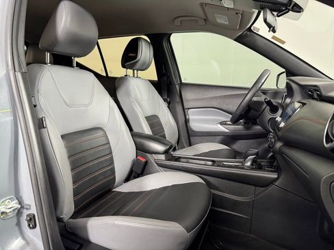 Used 2022 Nissan Kicks SR w/ Premium Package image 34