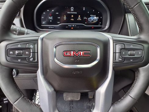 Used 2023 GMC Yukon XL SLT w/ SLT Luxury Package AWD/4WD image 26
