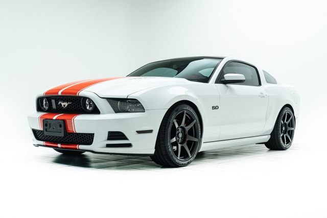 Used 2014 Ford Mustang GT Premium w/ Electronics Package RWD image 8
