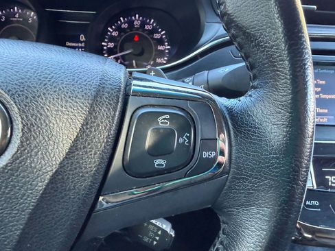 Used 2015 Toyota Avalon XLE image 20