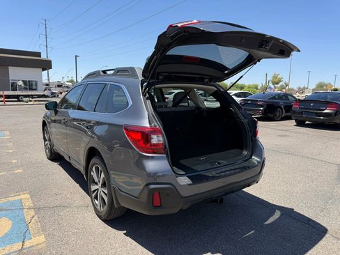Used 2018 Subaru Outback 3.6R Limited AWD/4WD image 44