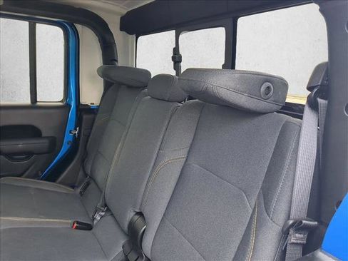 Certified 2025 Jeep Gladiator Sport image 20