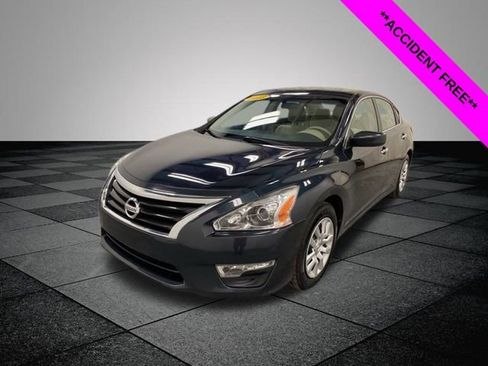 Used 2013 Nissan Altima 2.5 S image 3