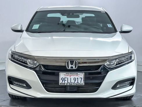 Used 2019 Honda Accord Sport image 10