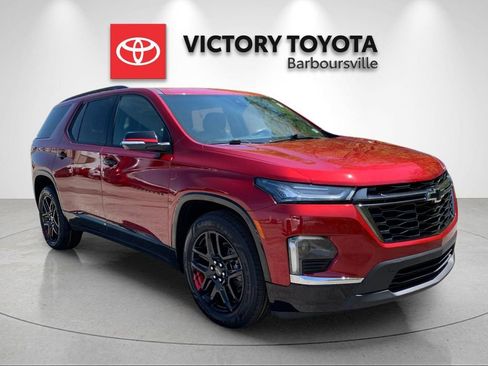 Used 2022 Chevrolet Traverse Premier w/ Redline Edition image 5