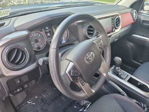 Certified 2022 Toyota Tacoma SR5 w/ Technology Package RWD image 23