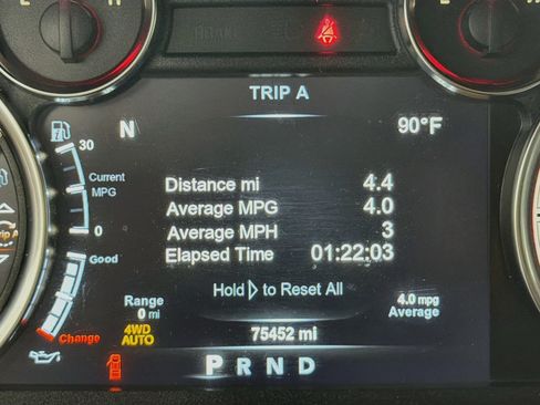 Used 2018 RAM 1500 Laramie w/ Convenience Group AWD/4WD image 18