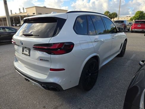 Used 2025 BMW X5 M60i AWD/4WD image 4