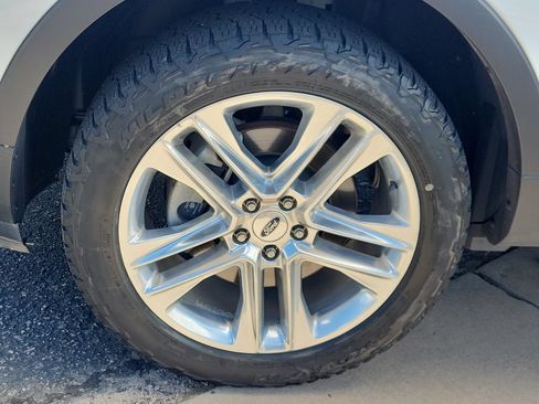 Used 2017 Ford Explorer Limited w/ Equipment Group 301A AWD/4WD image 20