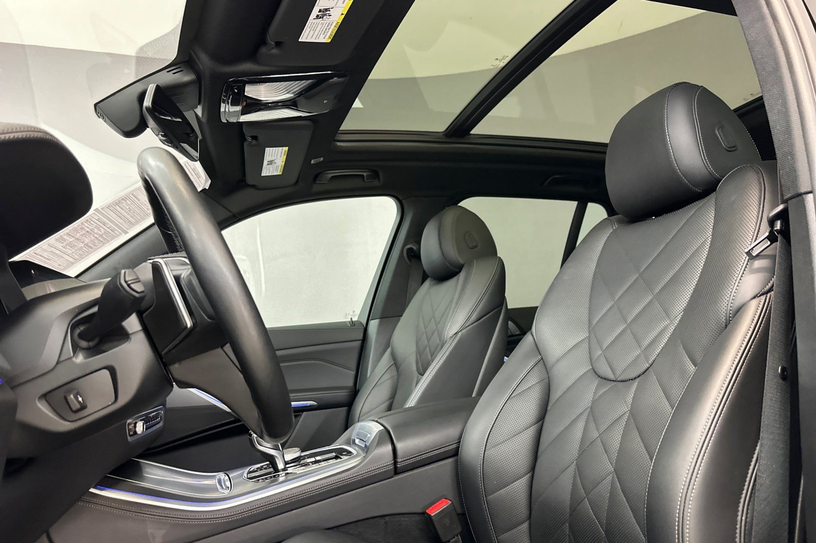Certified 2023 BMW X5 xDrive40i w/ Premium Package AWD/4WD image 24