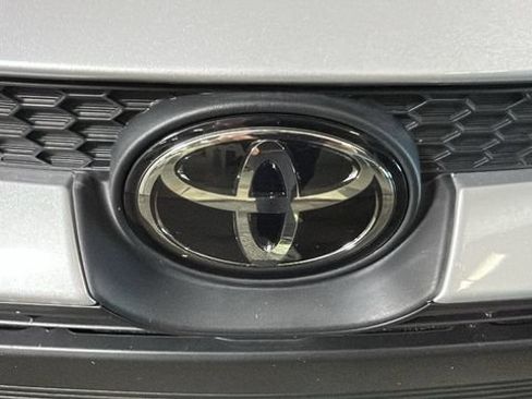 Used 2025 Toyota Corolla LE FWD image 8