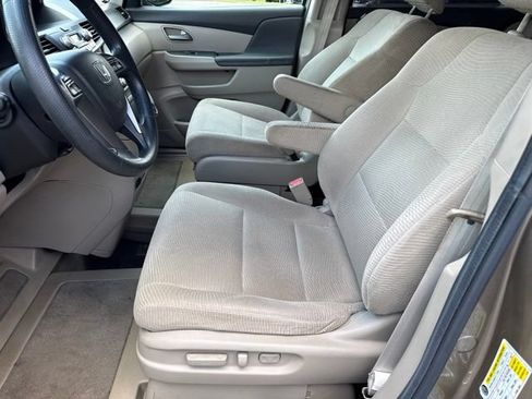 Used 2011 Honda Odyssey EX image 5