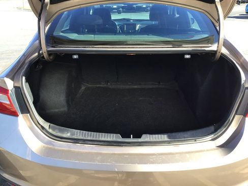 Used 2018 Chevrolet Malibu LT image 29