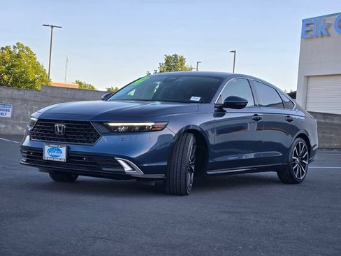 Used 2024 Honda Accord Touring image 8