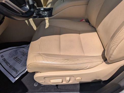 Used 2014 Toyota Highlander Limited AWD/4WD image 21