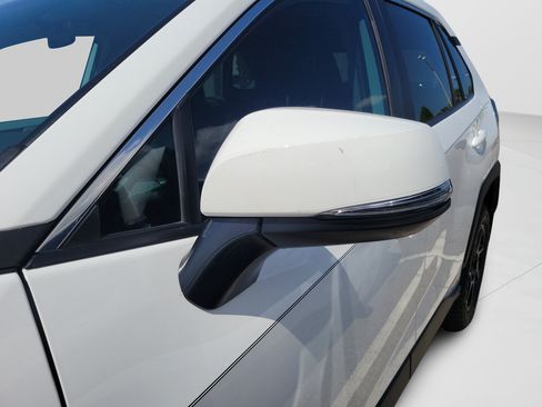 Certified 2023 Toyota RAV4 XLE FWD image 33