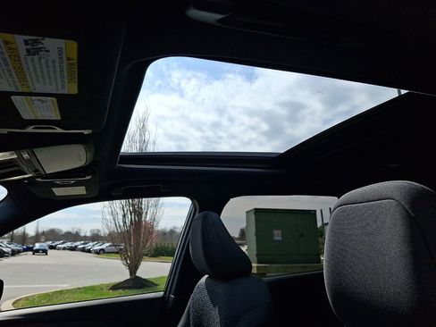 Certified 2025 Subaru Forester Premium image 16