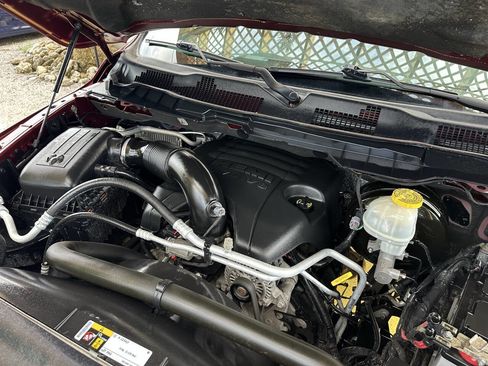 Used 2018 RAM 1500 Express w/ Express Value Package image 24