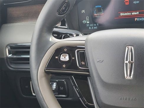 New 2026 Lincoln Corsair Reserve image 31