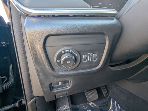 Used 2021 Jeep Grand Cherokee L Overland w/ Advanced Protech Group III image 21