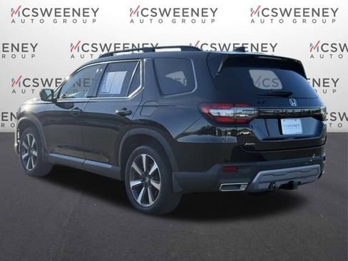 Used 2023 Honda Pilot Elite image 3