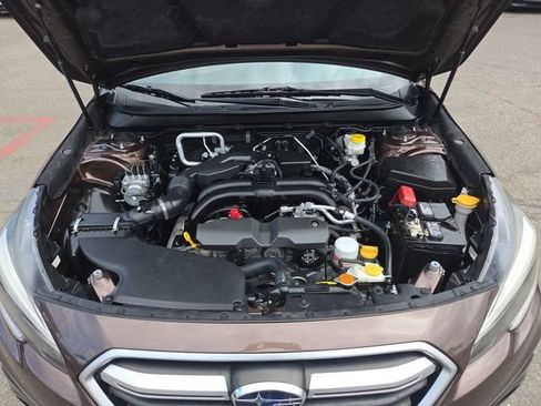 Used 2019 Subaru Outback 2.5i AWD/4WD image 22
