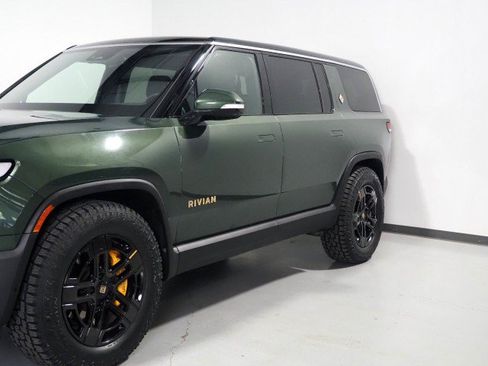Used 2024 Rivian R1S Adventure AWD/4WD image 68