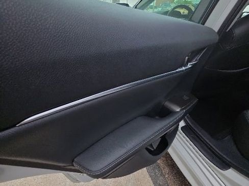Used 2024 Toyota Camry XSE FWD image 15