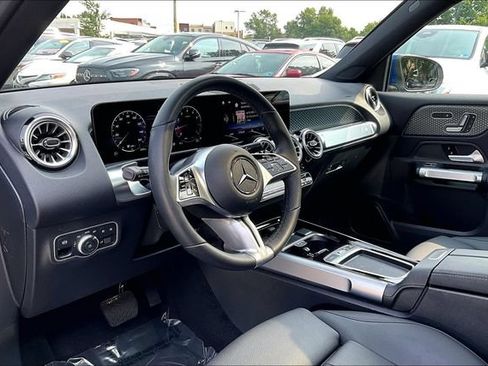 Used 2026 Mercedes-Benz GLB 250 4MATIC image 14
