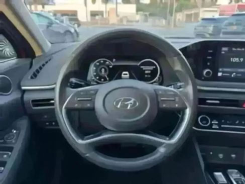 Used 2020 Hyundai Sonata SEL w/ Convenience + Sunroof Package FWD image 25