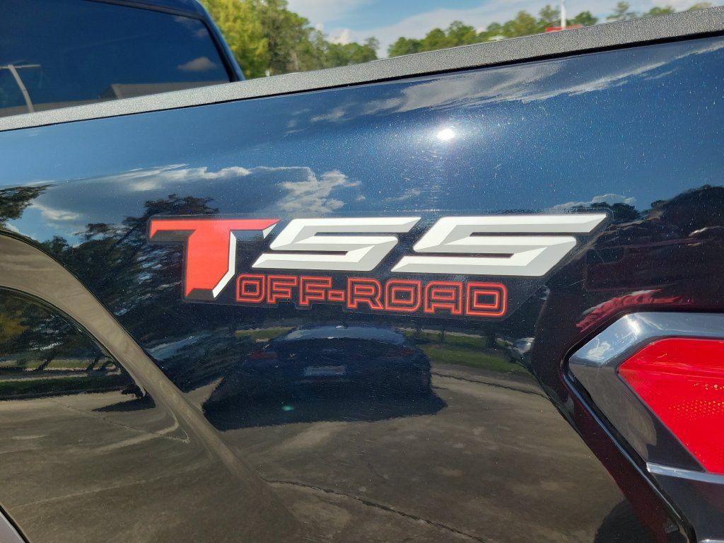 Used 2024 Toyota Tundra SR5 AWD/4WD image 11