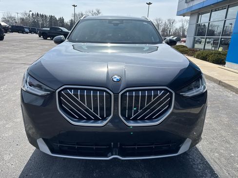 Used 2025 BMW X3 xDrive30i w/ Convenience Package image 12