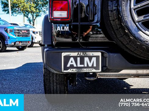 Used 2024 Jeep Wrangler Sport S image 16