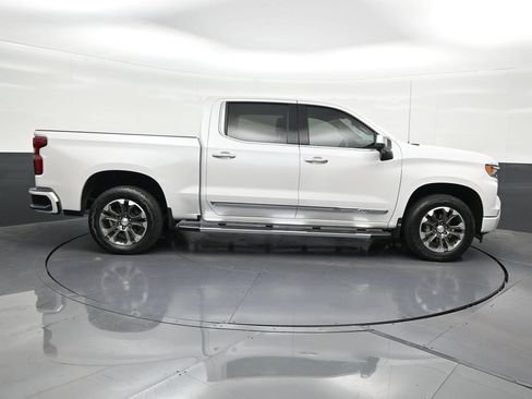 Used 2024 Chevrolet Silverado 1500 High Country AWD/4WD image 7