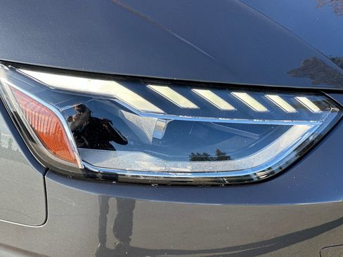 Used 2022 Audi A4 2.0T Premium Plus w/ Premium Plus Package image 10