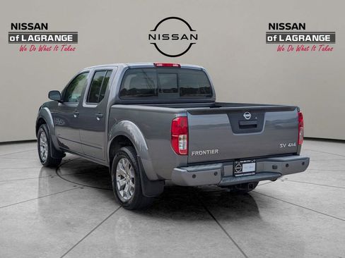 Used 2020 Nissan Frontier SV AWD/4WD image 7