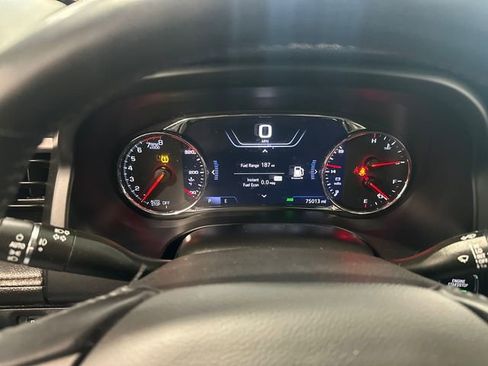 Used 2022 GMC Acadia AT4 w/ Technology Package image 24