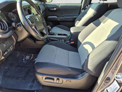 Used 2022 Toyota Tacoma TRD Sport RWD image 14