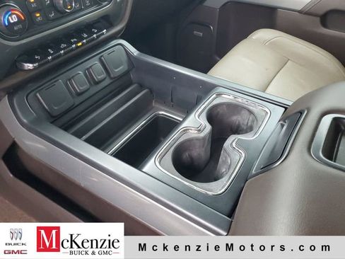 Used 2015 Chevrolet Silverado 1500 LTZ Z71 w/ LTZ Plus Package AWD/4WD image 19